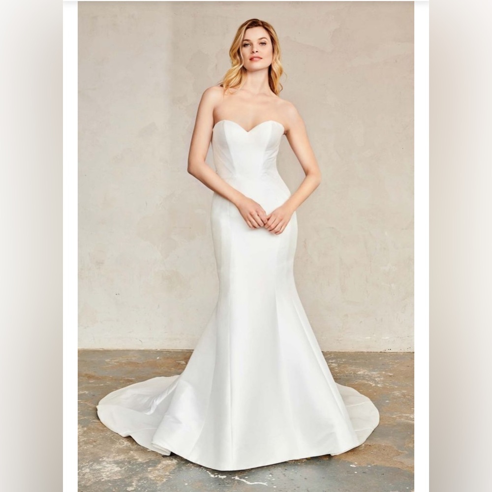 Kelly Faetanini Avery Wedding Gown, New